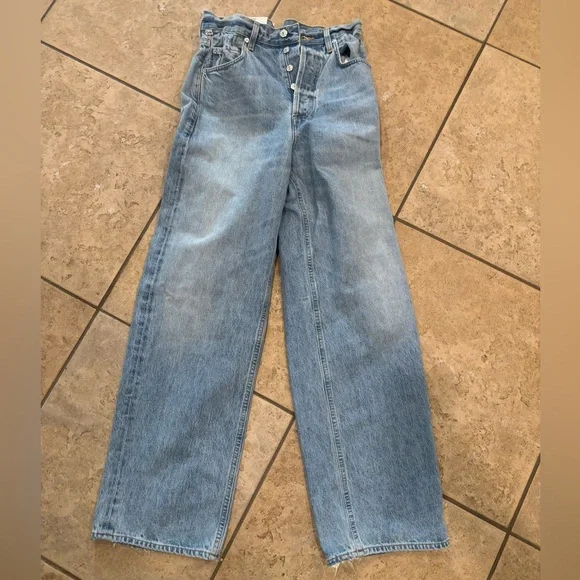 Citizens of Humanity Stretchy Jeans - Picture 1 of 3